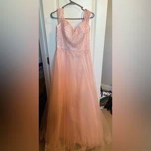 Nice pink quince/ prom dress